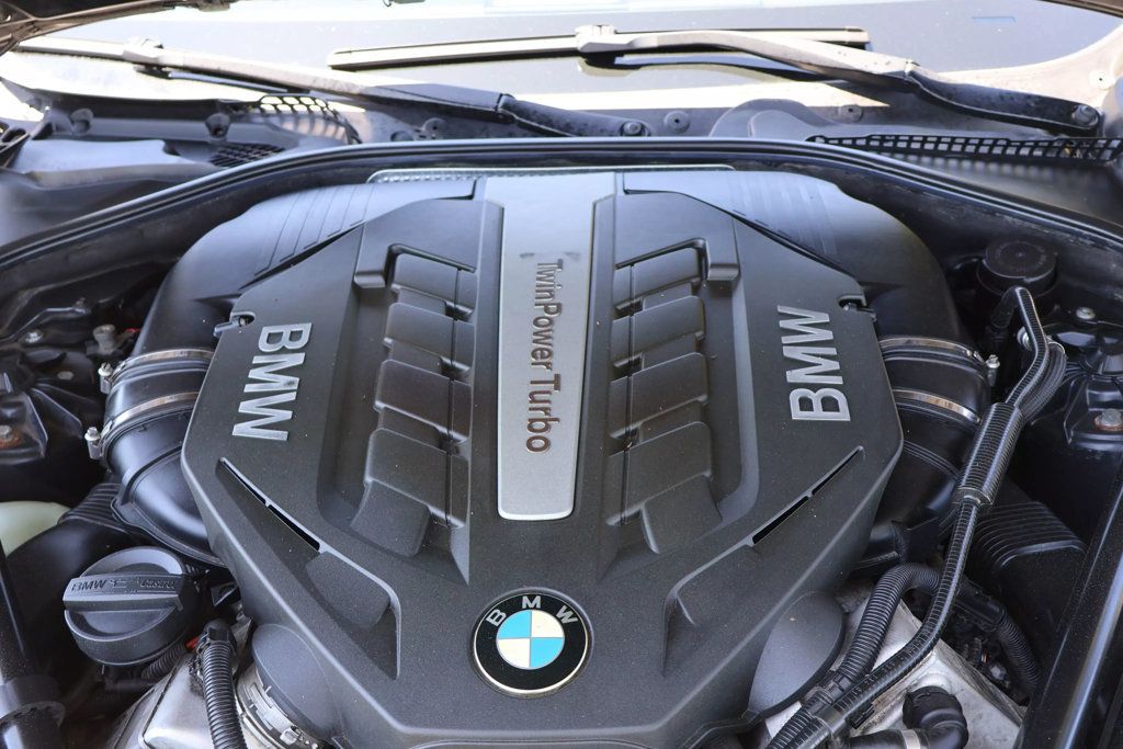 2014 BMW 5 Series M SPORT PKG, ALL WHEEL DRIVE, HK SOUND, NAVIGATION, BT, HUD!!! - 22792036 - 49