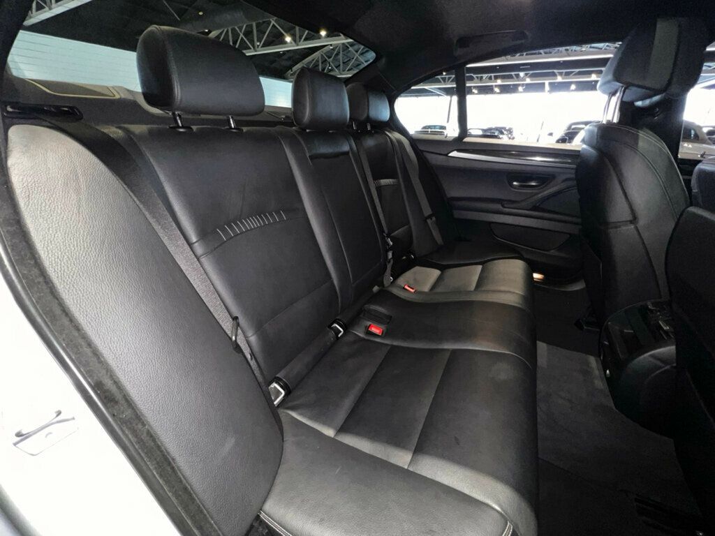 2014 BMW 5 Series V8/ExecutivePkg/LuxurySeatPkg/M SportPkg/DriveAssistPlusPkg/NAV - 22970884 - 31