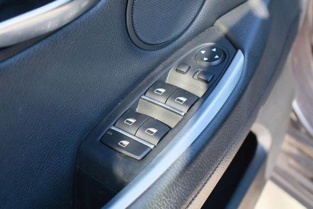 2014 BMW 5 Series Gran Turismo GRAN TURISMO, AWD, M SPORT PKG, BACKUP CAM, PANO ROOF, HEADUP DP - 22677606 - 36