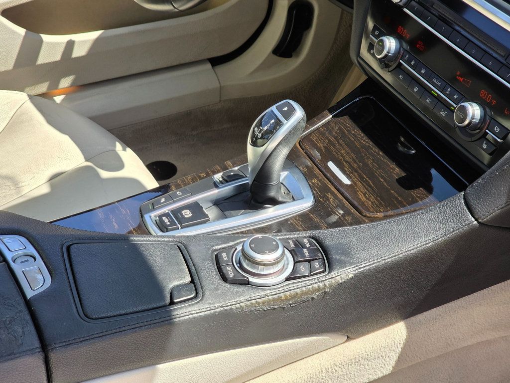 2014 BMW 6 Series 640i Gran Coupe - 22893641 - 15