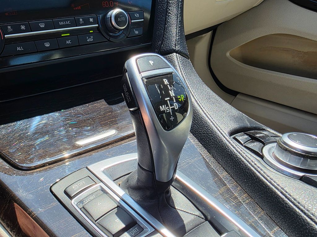 2014 BMW 6 Series 640i Gran Coupe - 22893641 - 37