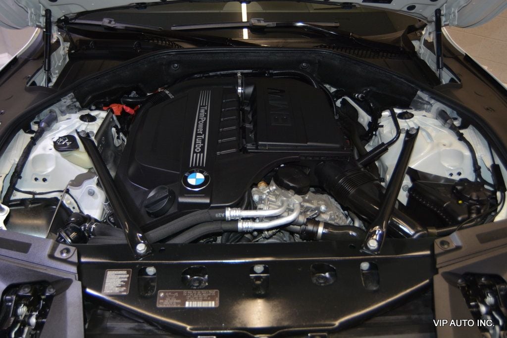 2014 BMW 7 Series 740i - 22930959 - 32