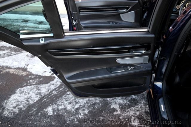2014 BMW 7 Series 750i xDrive - 22946034 - 42