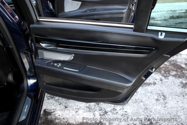 2014 BMW 7 Series 750i xDrive - 22946034 - 44