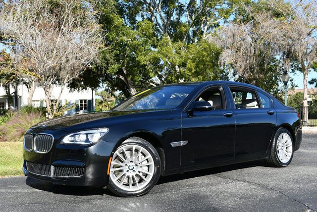 2014 BMW 7 Series 750Li RWD Sedan W/Executive, M Sport & Lighting Packages - 22946566 - 20