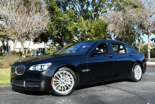 2014 BMW 7 Series 750Li RWD Sedan W/Executive, M Sport & Lighting Packages - 22946566 - 22