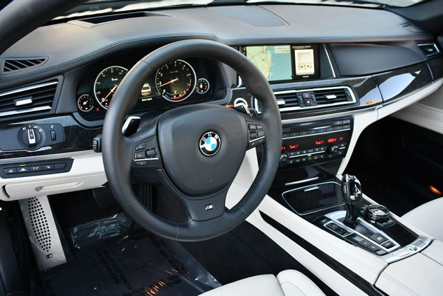 2014 BMW 7 Series 750Li RWD Sedan W/Executive, M Sport & Lighting Packages - 22946566 - 34