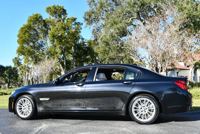 2014 BMW 7 Series 750Li RWD Sedan W/Executive, M Sport & Lighting Packages - 22946566 - 3
