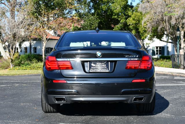 2014 BMW 7 Series 750Li RWD Sedan W/Executive, M Sport & Lighting Packages - 22946566 - 4