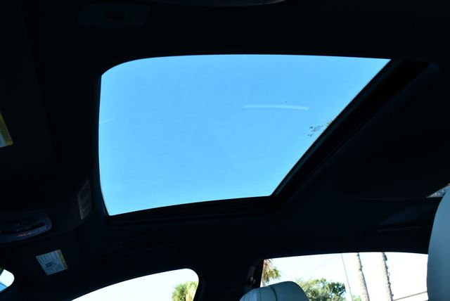 2014 BMW 7 Series 750Li RWD Sedan W/Executive, M Sport & Lighting Packages - 22946566 - 50