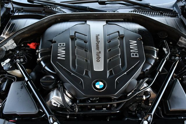 2014 BMW 7 Series 750Li RWD Sedan W/Executive, M Sport & Lighting Packages - 22946566 - 57