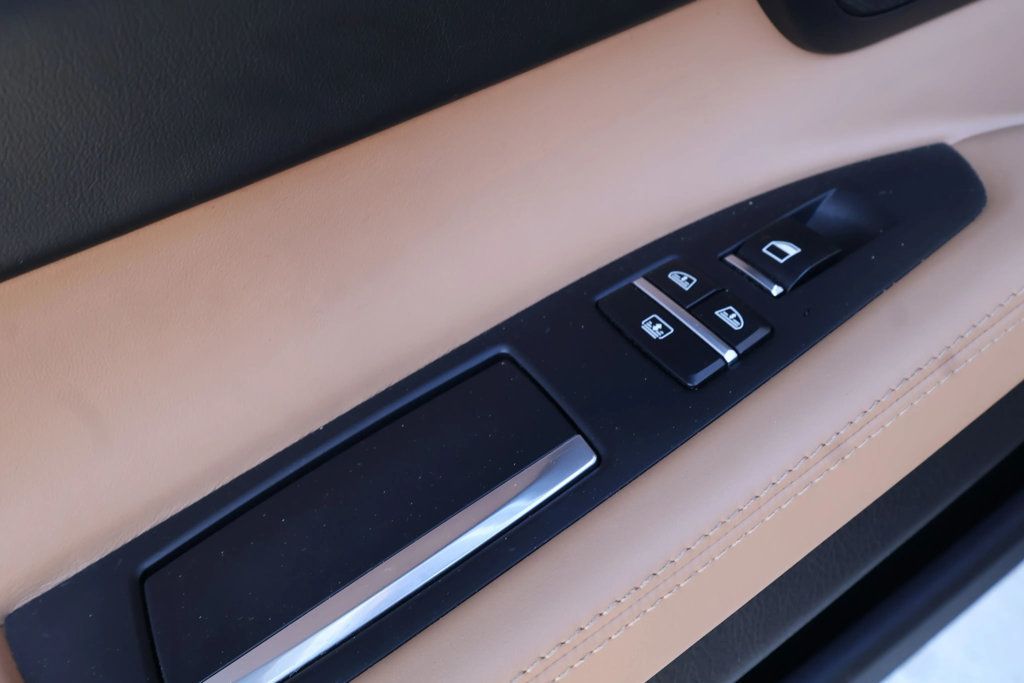 2014 BMW 7 Series CLEAN CARFAX REPORT, M SPORT PKG, LED LTS PKG, HEADUP DISPLAY!!! - 22906519 - 27