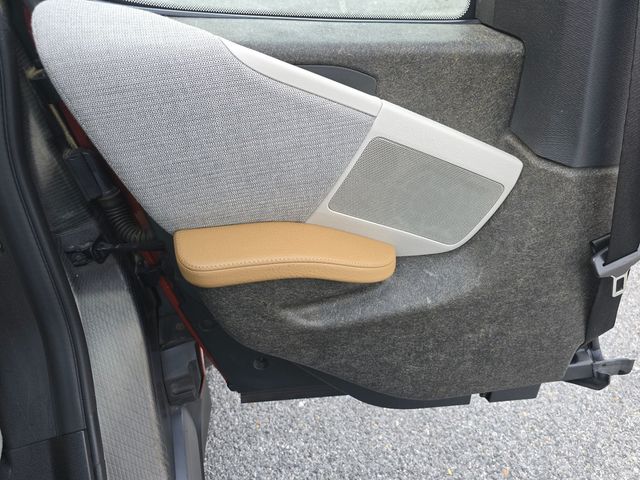 2014 BMW i3 Hatchback w/Range Extender - 23065198 - 11