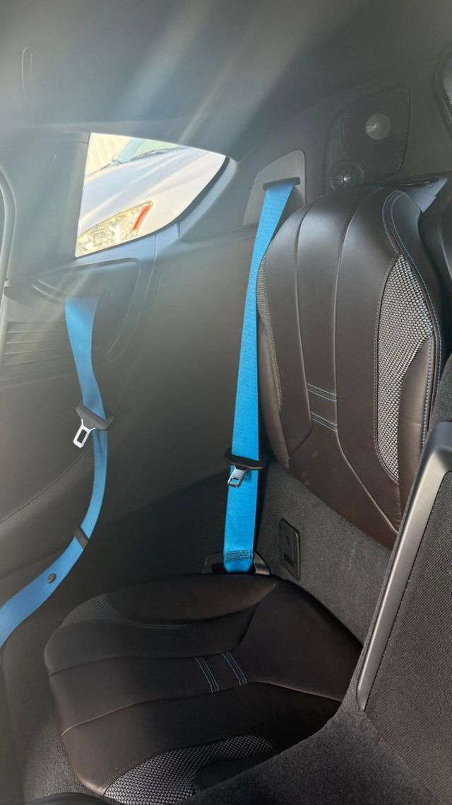 2014 BMW i8  - 23098153 - 17