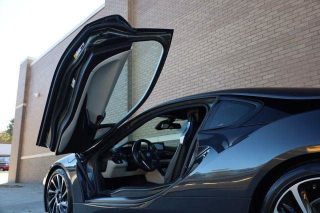 2014 BMW i8  - 23020008 - 13