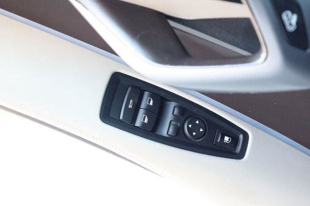 2014 BMW i8  - 23020008 - 27