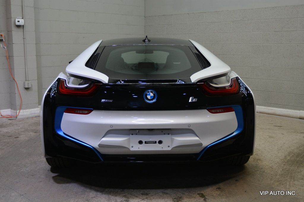 2014 BMW i8  - 22967452 - 5