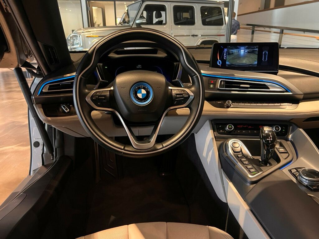 2014 BMW i8 PureImpulseRoad/HarmonKardonSound/NAV/HeadUpDisplay/HtdSeats - 23027973 - 16