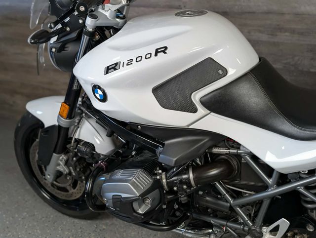 2014 BMW R 1200 R SUPER CLEAN! - 22955824 - 15