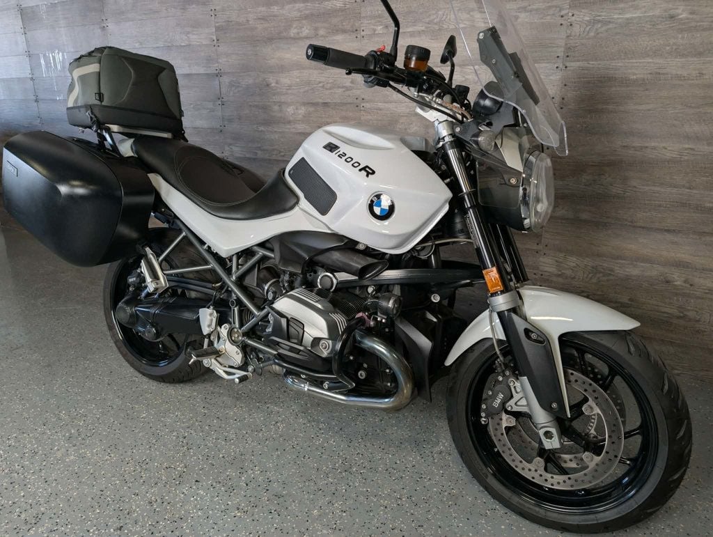 2014 BMW R 1200 R SUPER CLEAN! - 22955824 | Video 2