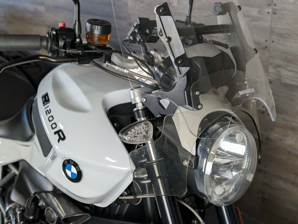 2014 BMW R 1200 R SUPER CLEAN! - 22955824 - 8
