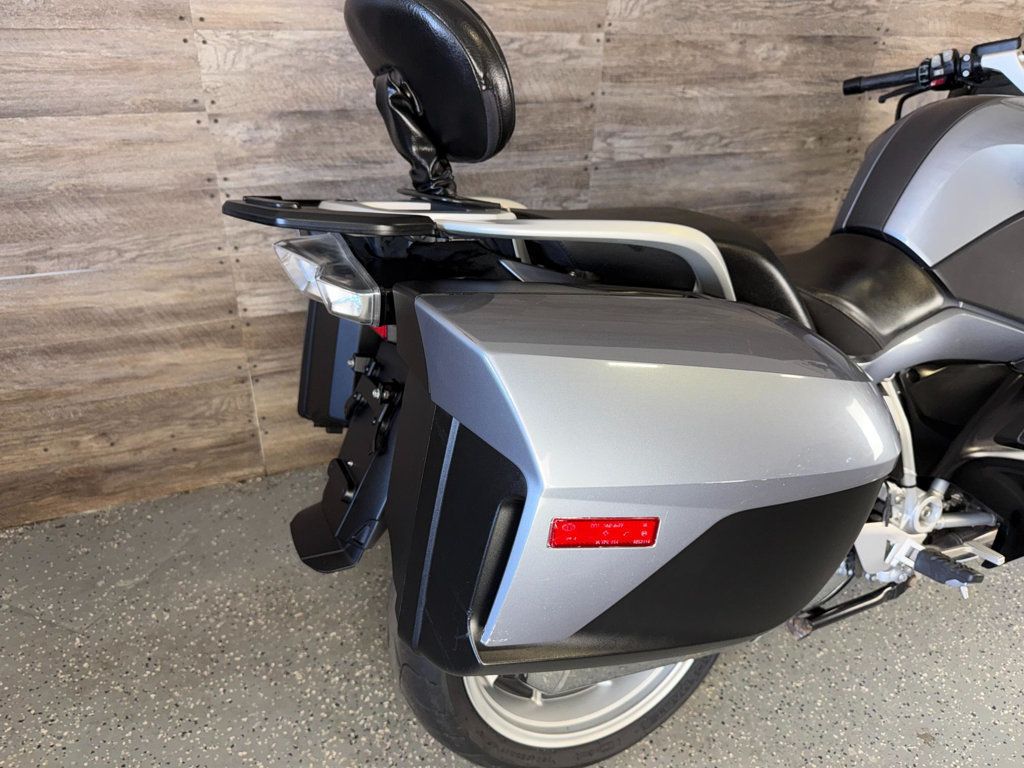 2014 BMW R 1200 RT SUPER CLEAN! - 23029517 - 9