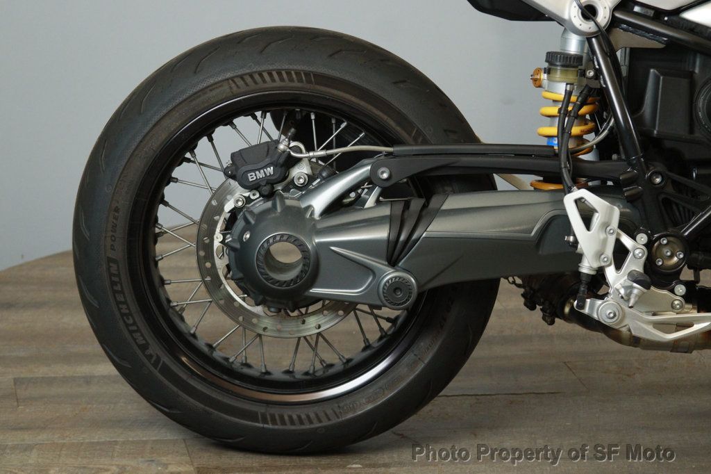 2014 BMW R nineT Includes Warranty! - 22880675 - 16