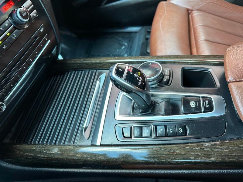 2014 BMW X5 xDrive35i - 22922659 - 43