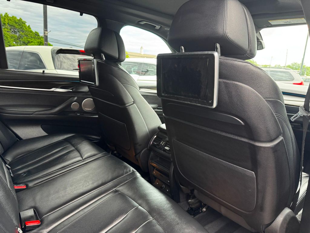 2014 BMW X5 xDrive50i - 23039846 - 22