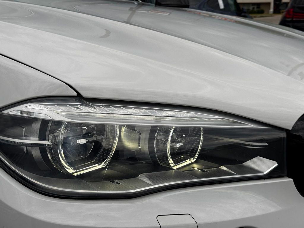 2014 BMW X5 xDrive50i - 23039846 - 3