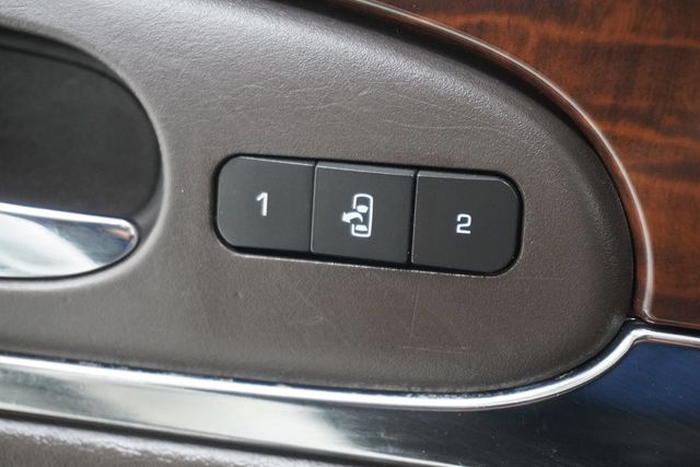 2014 Buick Enclave FWD 4dr Premium - 22999730 - 30