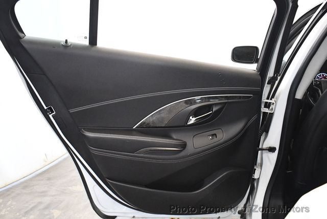 2014 Buick LaCrosse 4dr Sedan Leather FWD - 22912574 - 17