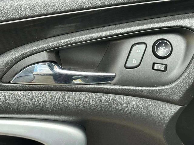 2014 Buick Regal 4dr Sedan Premium I AWD - 22984316 - 44