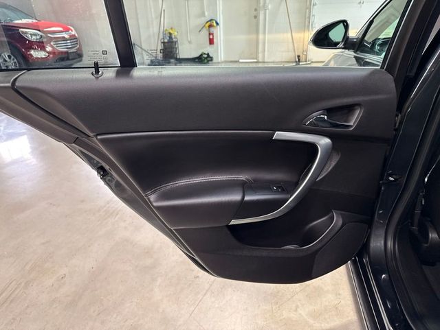 2014 Buick Regal 4dr Sedan Turbo FWD - 23019396 - 30