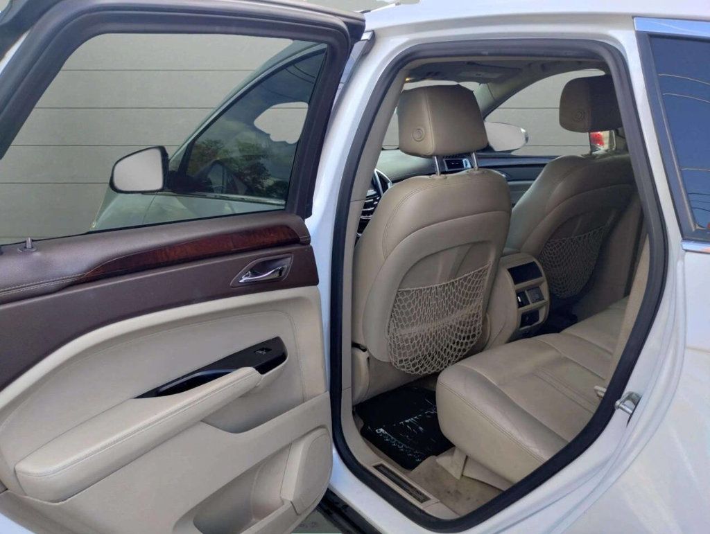 2014 Cadillac SRX AWD 4dr Luxury Collection - 22928594 - 17