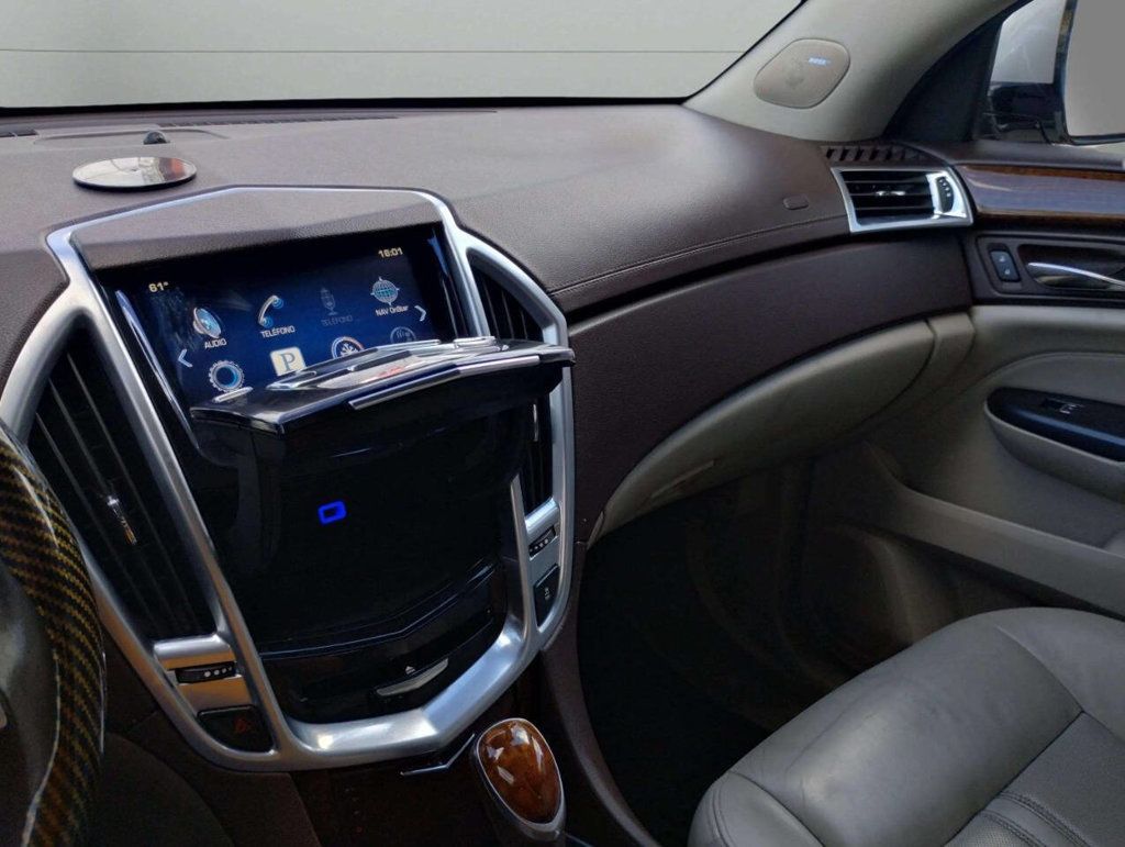 2014 Cadillac SRX AWD 4dr Luxury Collection - 22928594 - 30