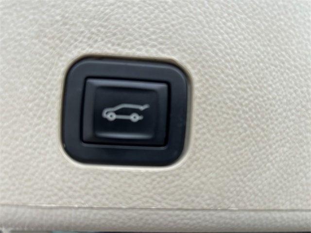 2014 Cadillac SRX AWD 4dr Luxury Collection - 22959441 - 17