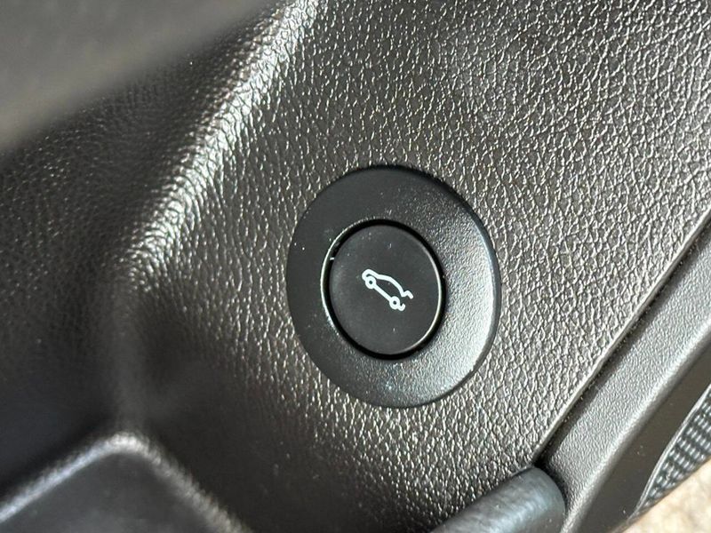 2014 Cadillac XTS 4dr Sedan FWD - 22902268 - 11