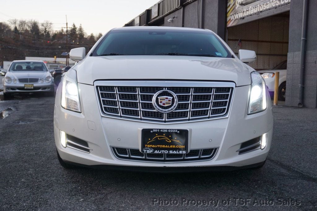 2014 Cadillac XTS 4dr Sedan Luxury AWD NAVI REAR CAM PANO ROOF HEATED&COOLED SEATS - 22714038 - 1