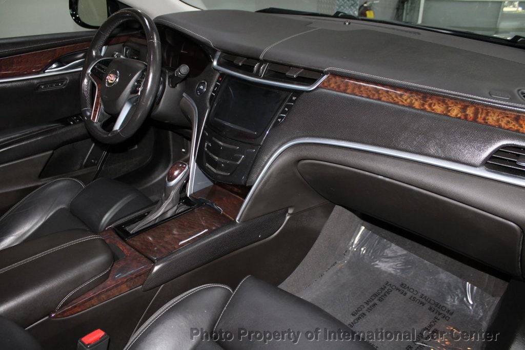 2014 Cadillac XTS Luxury photo 26