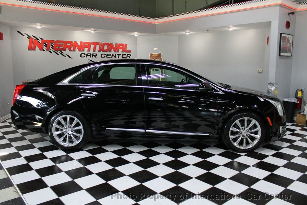 2014 Cadillac XTS Luxury photo 3