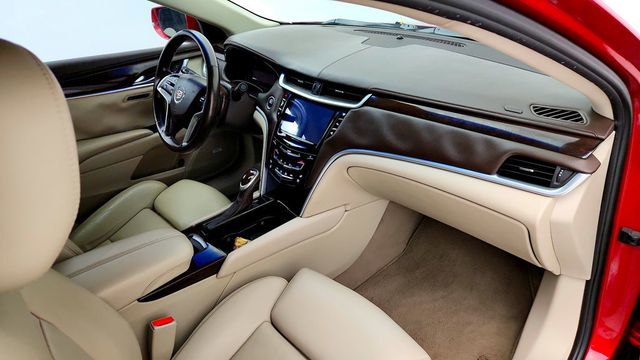 2014 Cadillac XTS 4dr Sedan Luxury FWD w/ Power Sunroof & CUE Navigation - 23085881 - 23