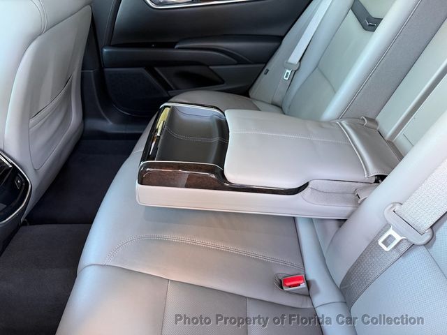 2014 Cadillac XTS Luxury Collection FWD 3.6L - 22962899 - 40