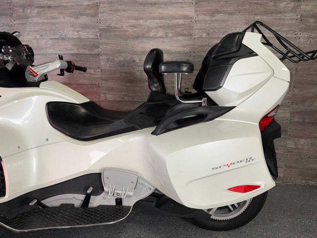 2014 Can-Am Spyder RT-S SM6 SUPER CLEAN! - 23046629 - 14