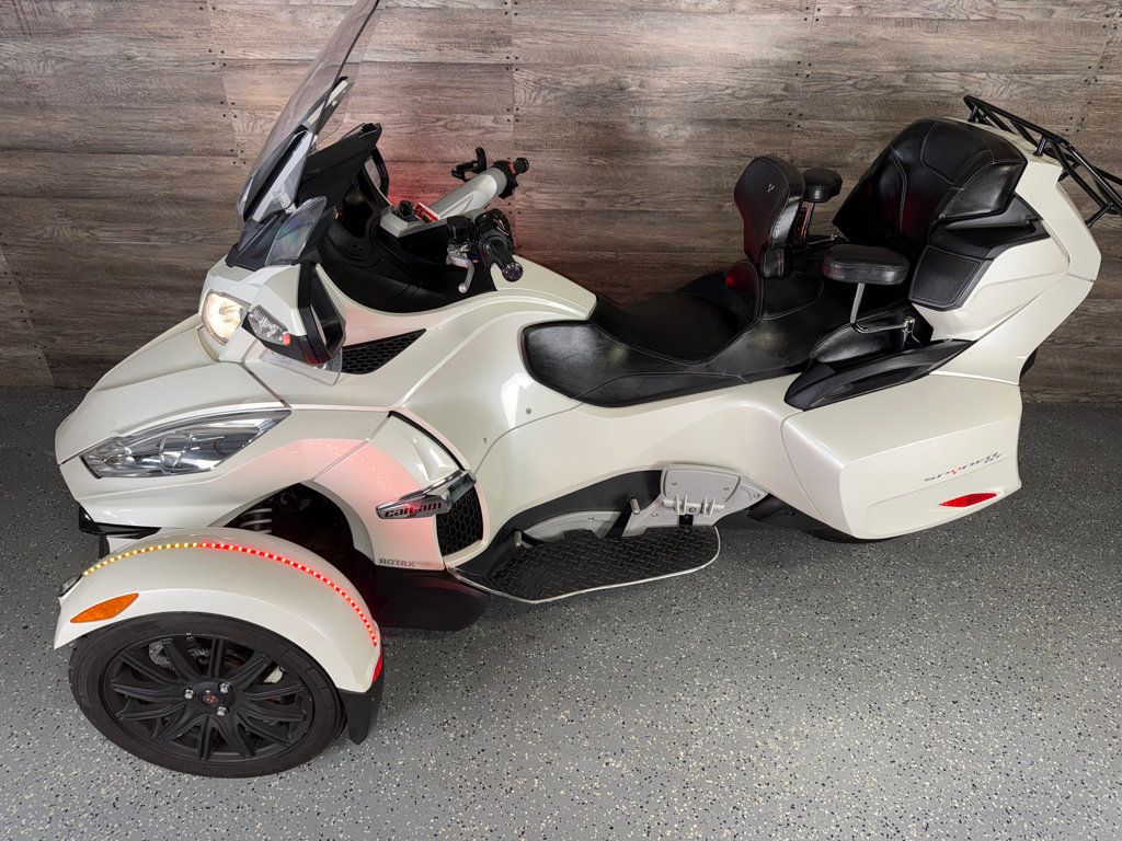 2014 Can-Am Spyder RT-S SM6 SUPER CLEAN! - 23046629 - 15