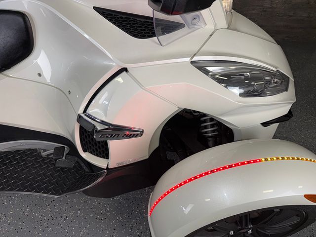 2014 Can-Am Spyder RT-S SM6 SUPER CLEAN! - 23046629 - 5