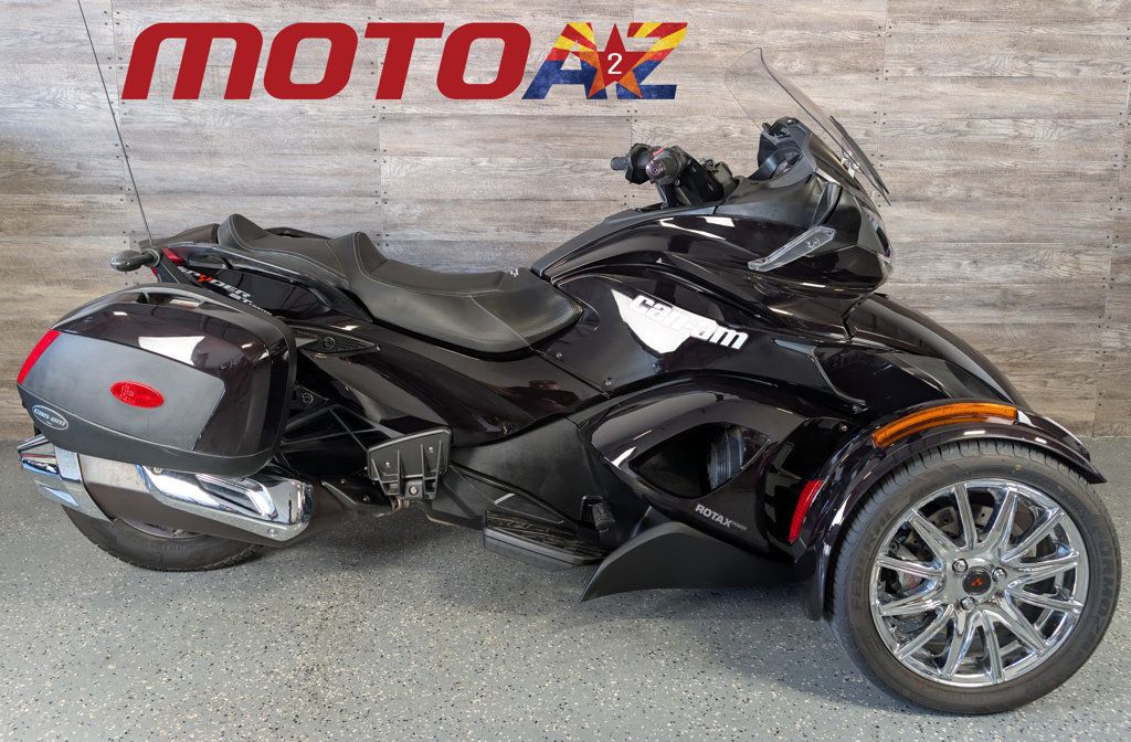 2014 Can-Am Spyder ST Limited SUPER CLEAN! - 23018877 | Video 1