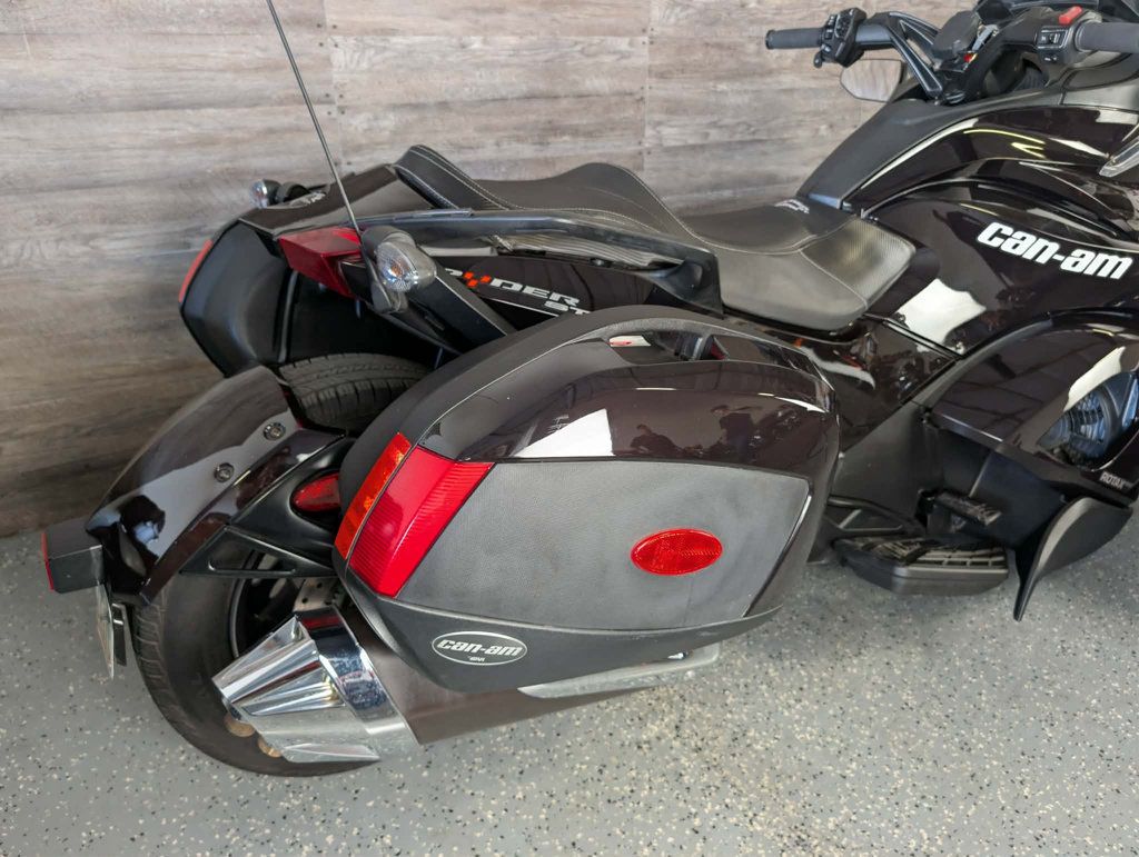 2014 Can-Am Spyder ST Limited SUPER CLEAN! - 23018877 - 3