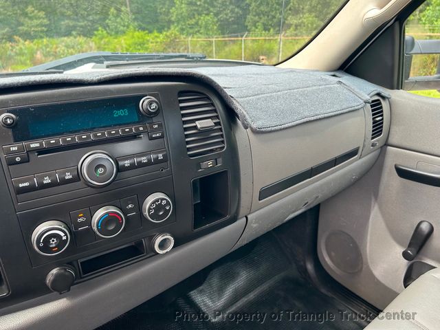 2014 Chevrolet 3500HD 12 FOOT STAKE BODY JUST 35k MILES SUPER NICE UNIT! CRUISE CONTROL! HITCH! - 22808478 - 17