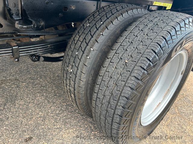 2014 Chevrolet 3500HD 12 FOOT STAKE BODY JUST 35k MILES SUPER NICE UNIT! CRUISE CONTROL! HITCH! - 22808478 - 29